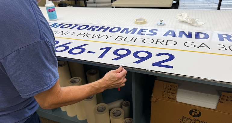 Business Cards – Effective And Cheap Advertising